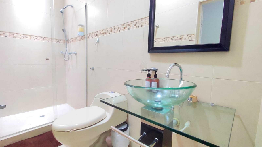 Bathroom 4, Las Bóvedas, Cartagena de Indias