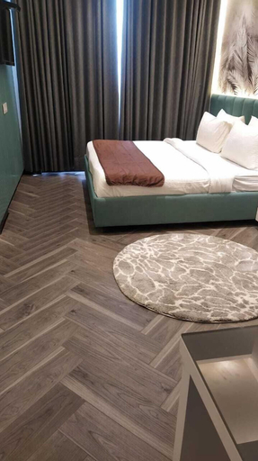 Bedroom 3, Redwood Resort, Panchkula