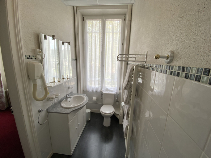 Bathroom 1