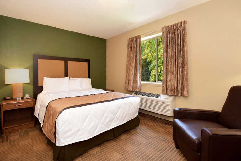 Bedroom 3, Homestay Suites, Davidson