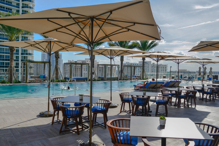 Food & Drinks 5, Luxury Miami Condos – Ocean & City Views, Broward