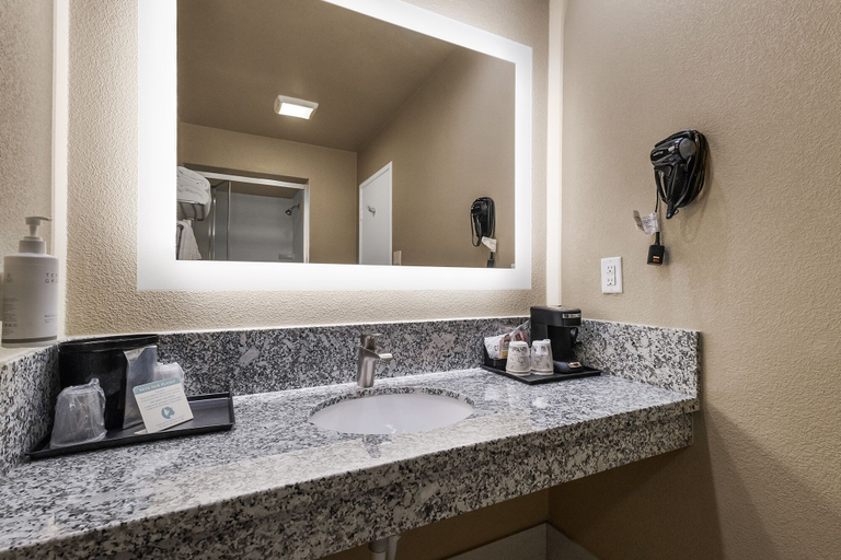 Bathroom 4, Heritage Inn Yosemite/Sonora, Tuolumne