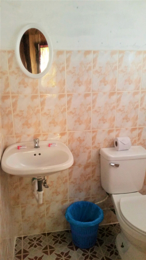 Bathroom 4, El Jaguar, Bocas del Toro
