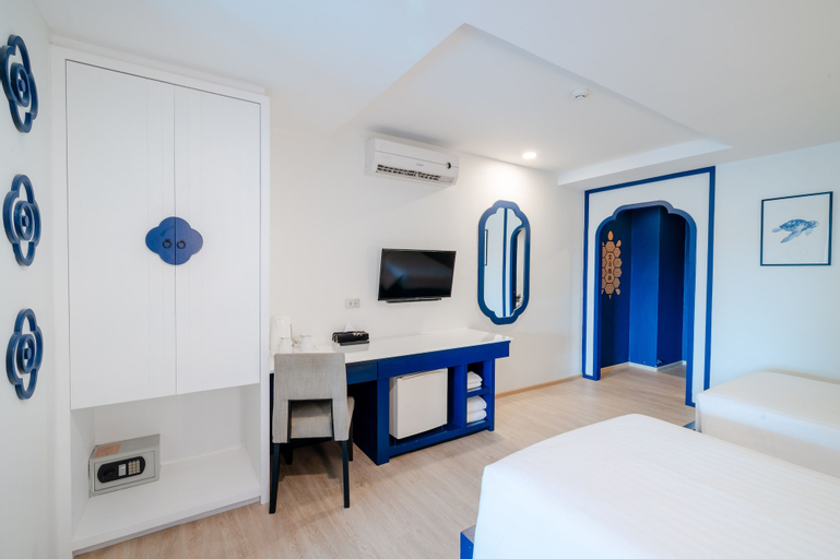 Bedroom 6