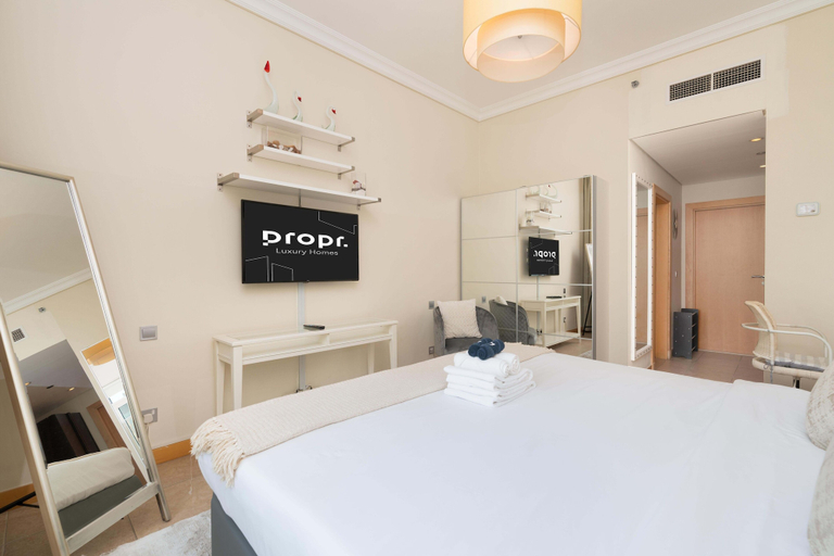 Room 2, 1 Bedroom Palm Jumeira with Sea View, Dubai