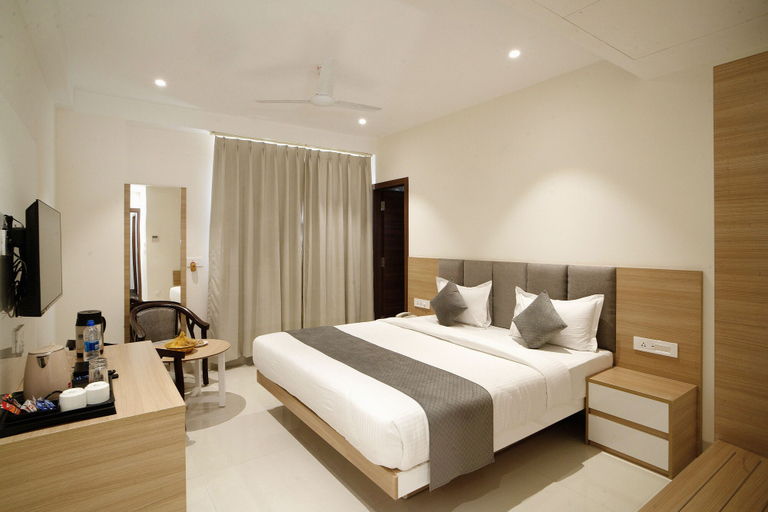 Bedroom 3, THE MANGAL VIEW RESIDENCY - A Luxury Boutique Business Hotel, Udaipur