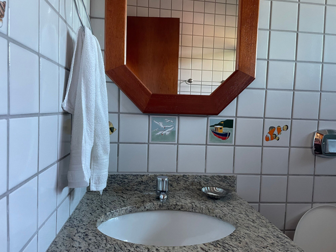 Bathroom 4, Pouso Abaré, Ubatuba