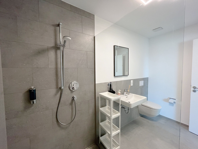 Bathroom 7