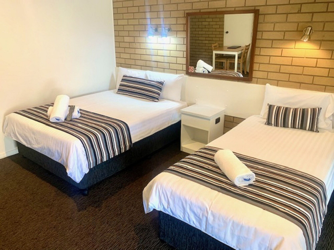 Bedroom 8