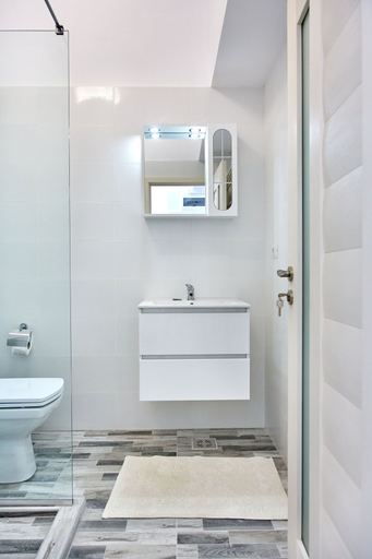 Bathroom 3, Apartamente 2 Tomis Villa, Navodari