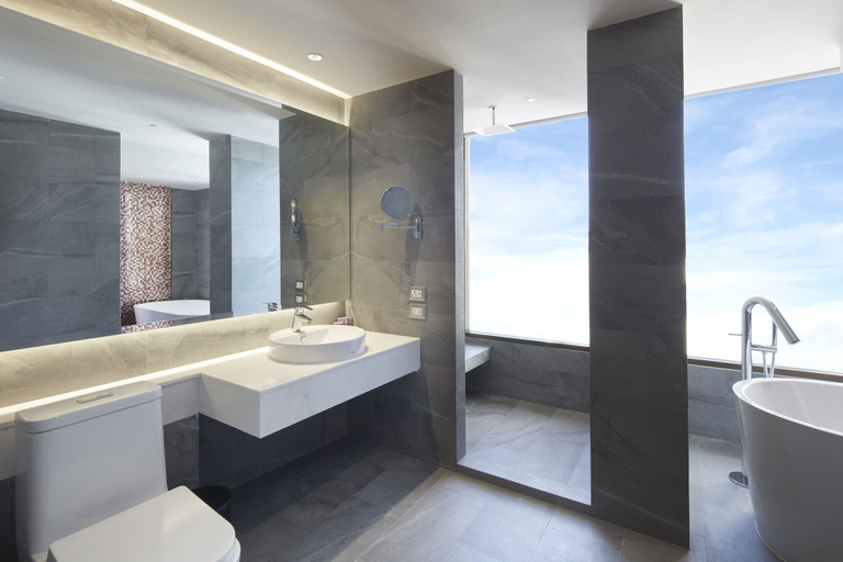 Bathroom 5, Grace At Five by Grace Hotel Bangkok, Wattana