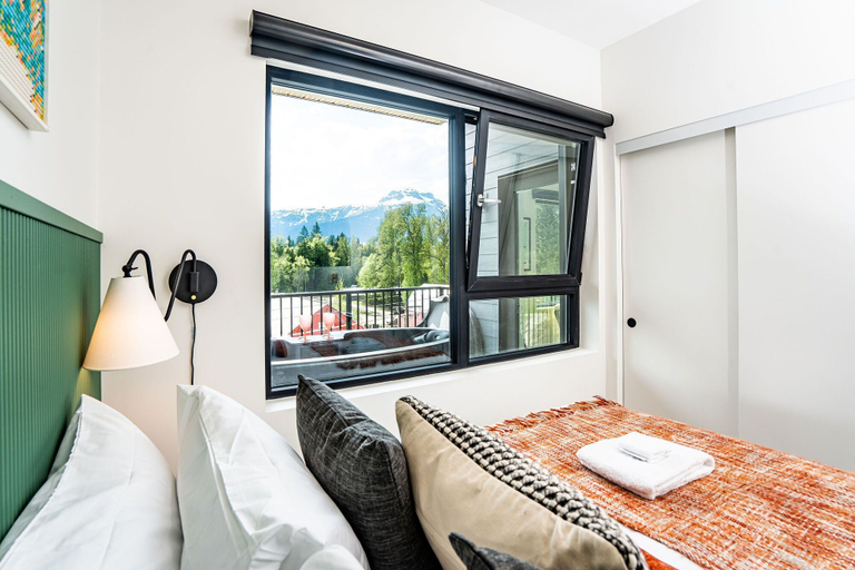Bedroom 2, The Ski Shanty by Revelstoke Vacations, Columbia-Shuswap