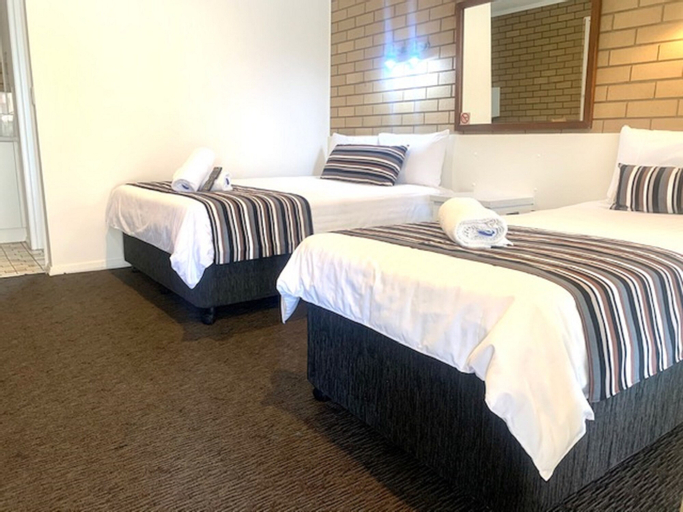 Bedroom 9