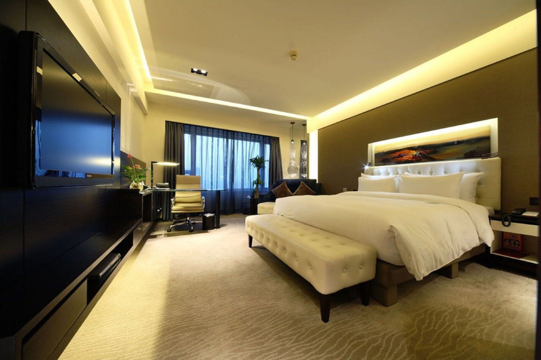 Bedroom 3, Furama Hotel Dalian, Dalian