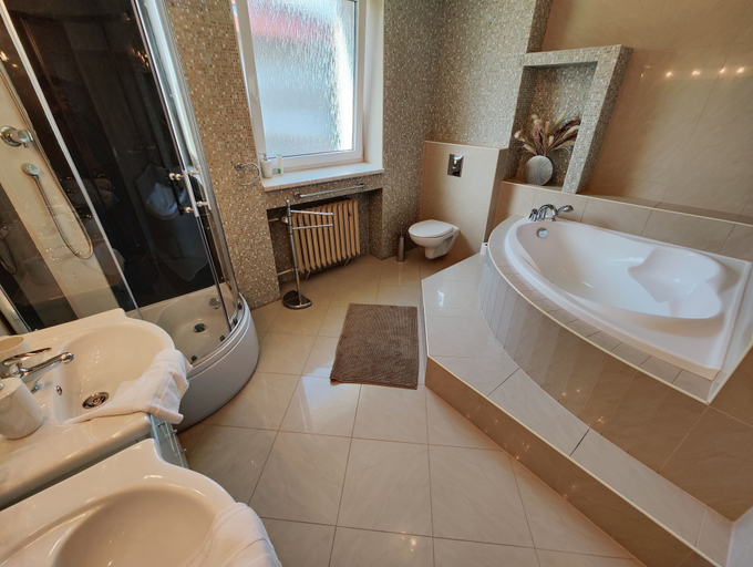 Bathroom 4, Vila Prag, Praha 5