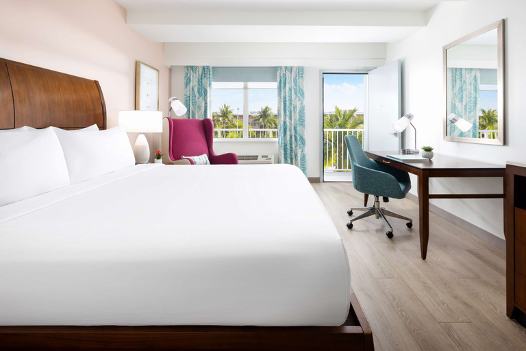 Bedroom 3, Hilton Garden Inn Key West / The Keys Collection, Monroe