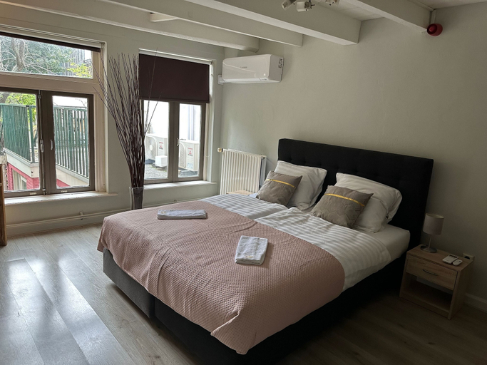Bedroom 3, De Bronzen Koets, Nijmegen