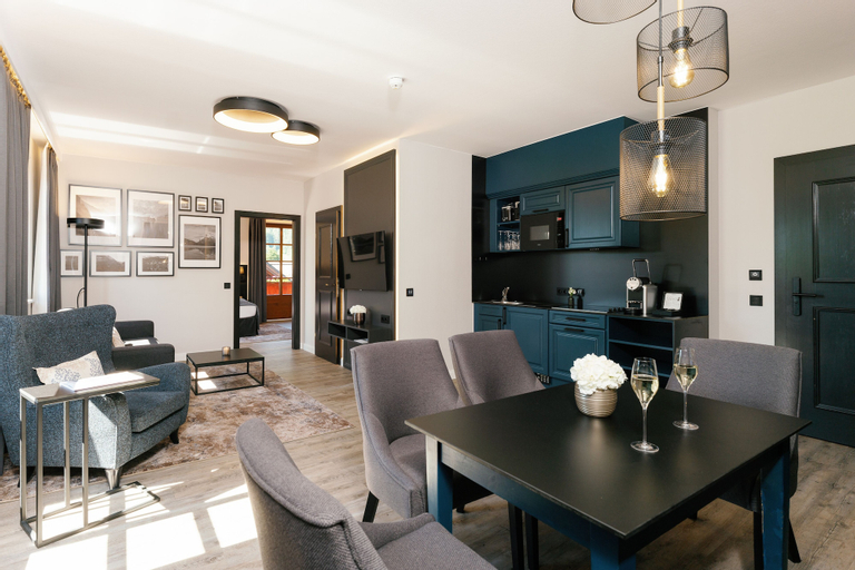 Dining Room 5