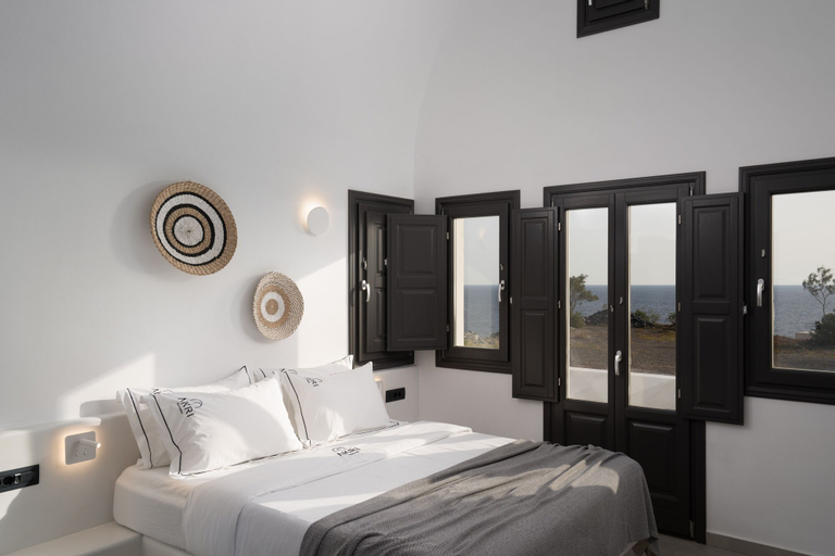 Bedroom 2, AKRI Suites Vourvoulos, South Aegean
