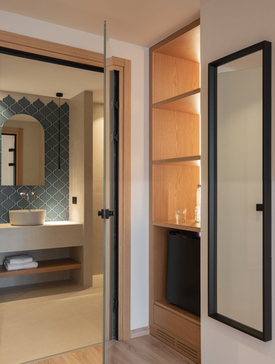 Bathroom 4, Hotel Ideon, Crete