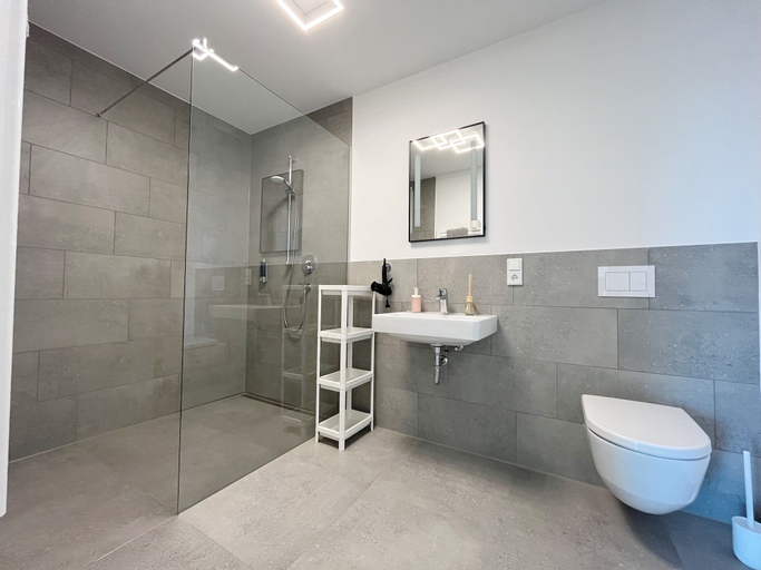 Bathroom 6