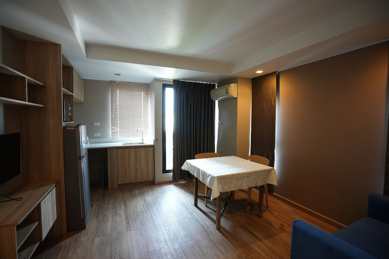 Bedroom 12