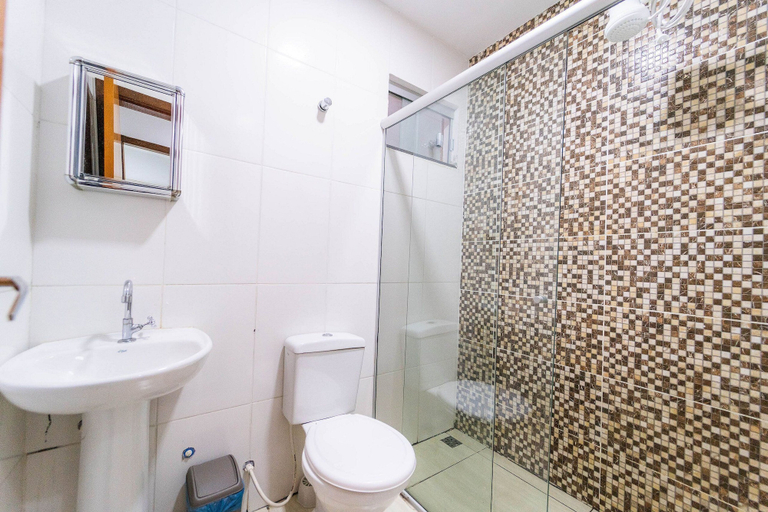 Bathroom 3, Ap 2 Qts com suíte Garagem e Elevador, Brasília