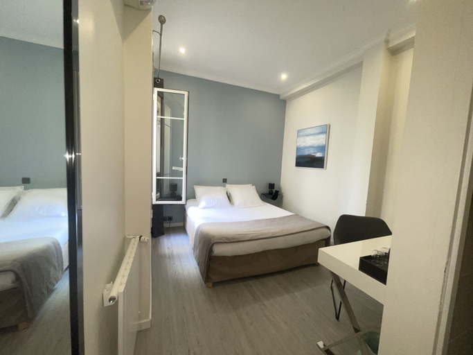 Bedroom 3, Villa Berlioz, Alpes-Maritimes