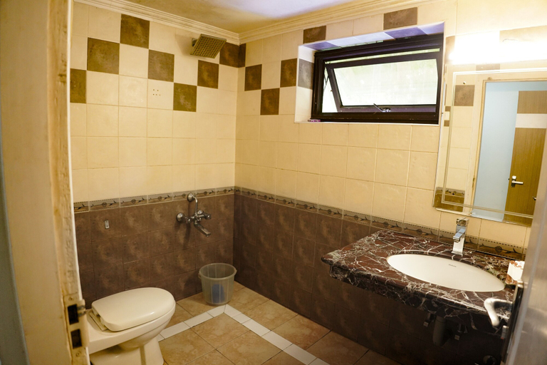 Bathroom 4, Emarald Ayurvedic Resort, Malappuram