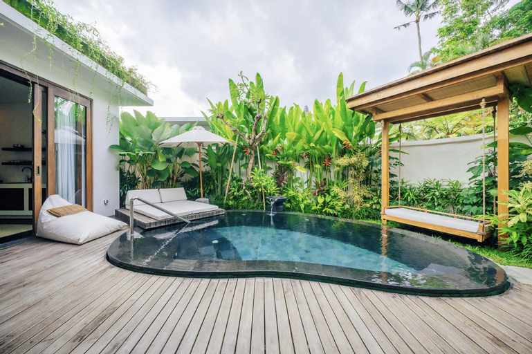 Swimming Pool 8