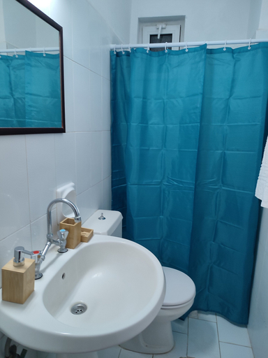 Bathroom 5, Dolphin Apartments, South Aegean