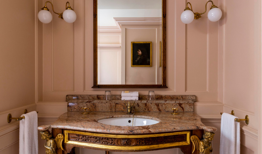Bathroom 4, Batty Langley's, London