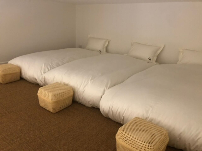 Bedroom 12