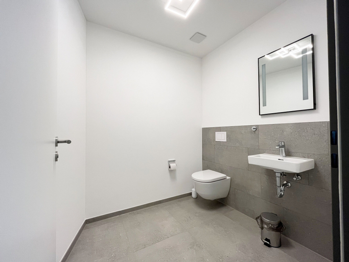Bathroom 8