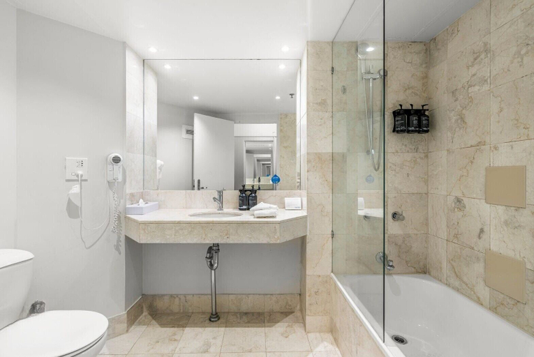 Bathroom 3, Serain Residences on View, Gold Coast