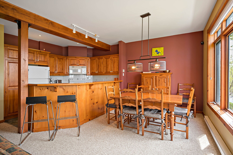 Food & Drinks, Chalumeau - RVMT, Les Laurentides