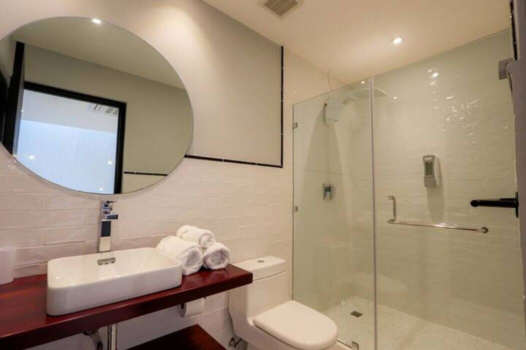 Bathroom, Lefevre 3B, Panamá