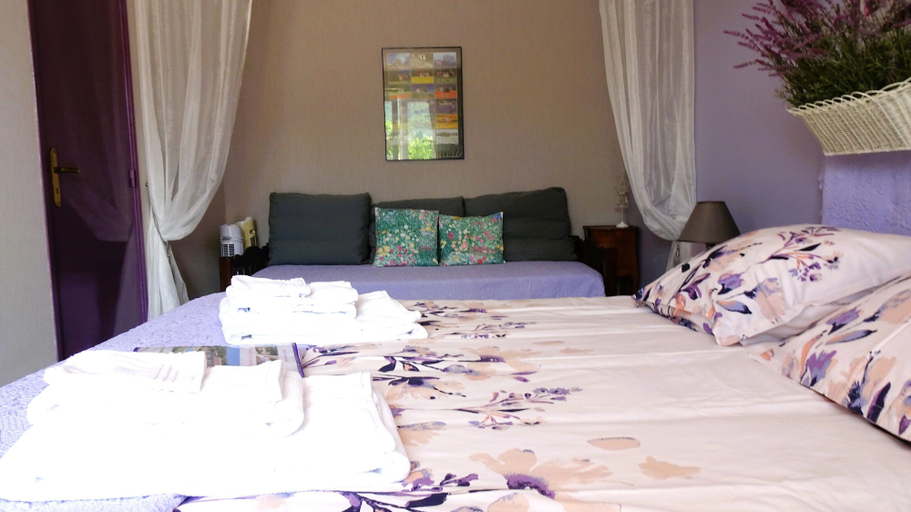 Bedroom 4, Chambres d'hôtes La Bastide des Roses, Alpes-de-Haute-Provence