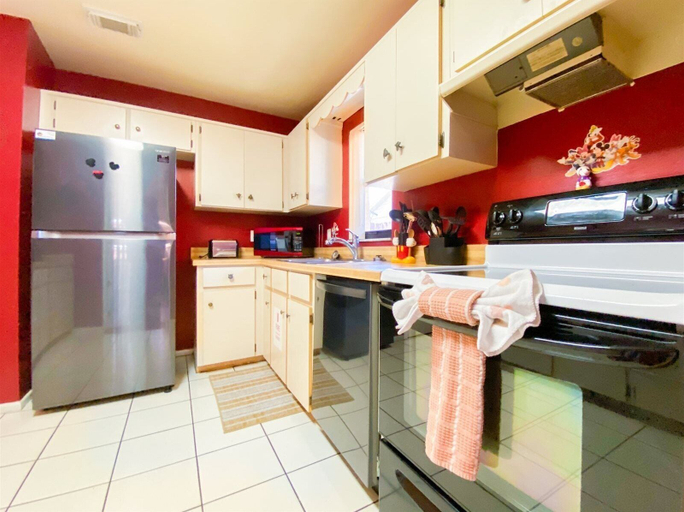 Others 2, 2 Bed 5325, Osceola