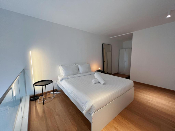 Ekocheras Room Type - Duplex Room Balcony Room
