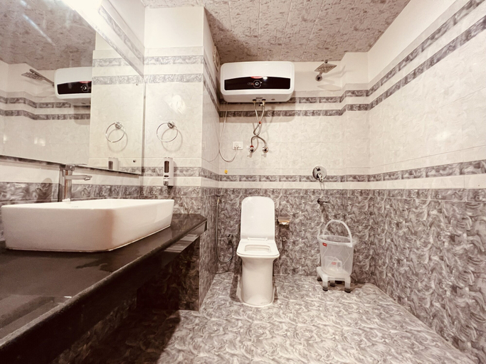 Bathroom 5, Hill River Resort By West Western, Kullu