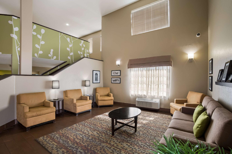 Public Area, SureStay Plus by Best Western Mesa Superstition Springs, Maricopa