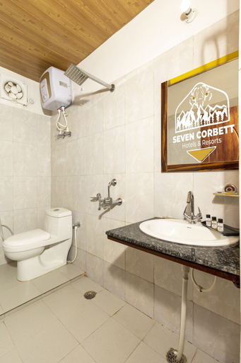 Bathroom, Seven Corbett Resort, Nainital