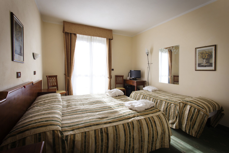 Bedroom 3, Albergo San Biagio, Siena