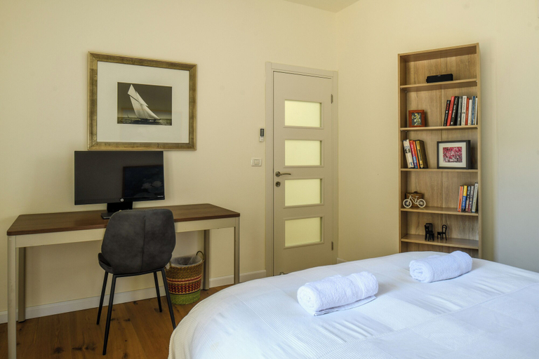 Bedroom 3, Coastline Family Triplex by Sea N' Rent