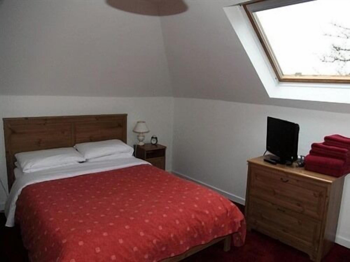 Bedroom 2, Balmoral Hotel, Dumfries and Galloway