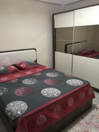 Room 3, Karabina Green Apart, Merkez