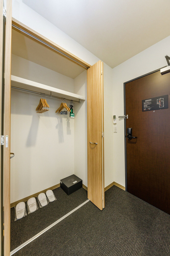 Bedroom 4, HOPETREE OSAKA GRAND, Osaka