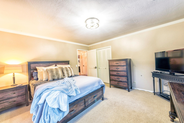 Bedroom 3, Lx47: Pebble Garden Retreat Home With Modern Kitchen, Monterey