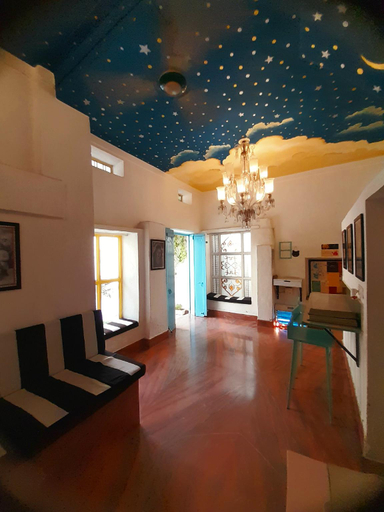 Public Area 2, Paddy's Loft The Lake View Hostel, Udaipur